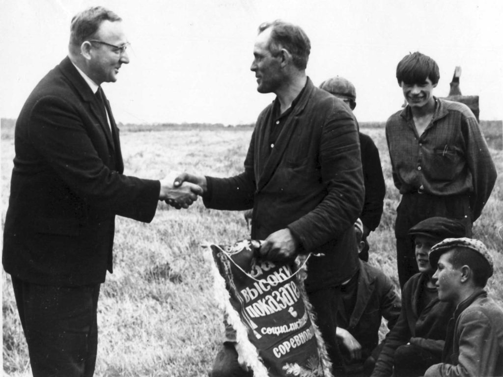 Забавин и вымпел (вероятно, конец 1960‑х — начало 1970‑х)