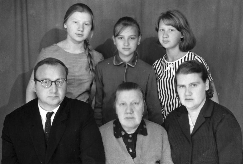 Забавины с бабушкой Федосьей